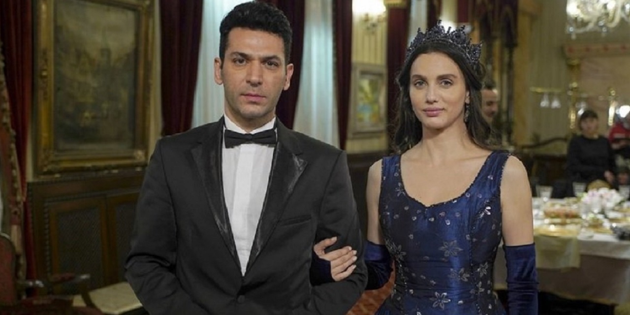 Show TV’nin Aziz dizisi tatile girdi! Aziz ve Mısırlı Prenses bakın nerede tatil yapıyor